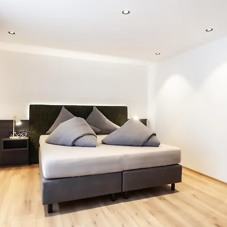 Oetztalloft Apartamento *